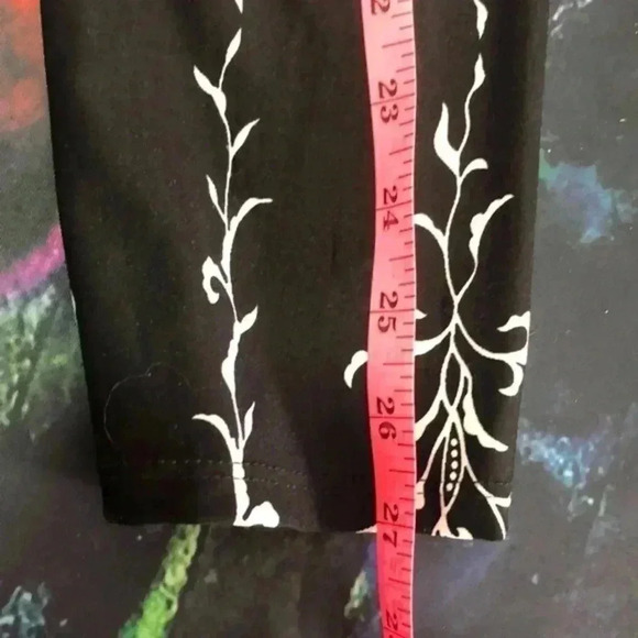 Notations size large black and white top/blouse - Picture 6 of 8